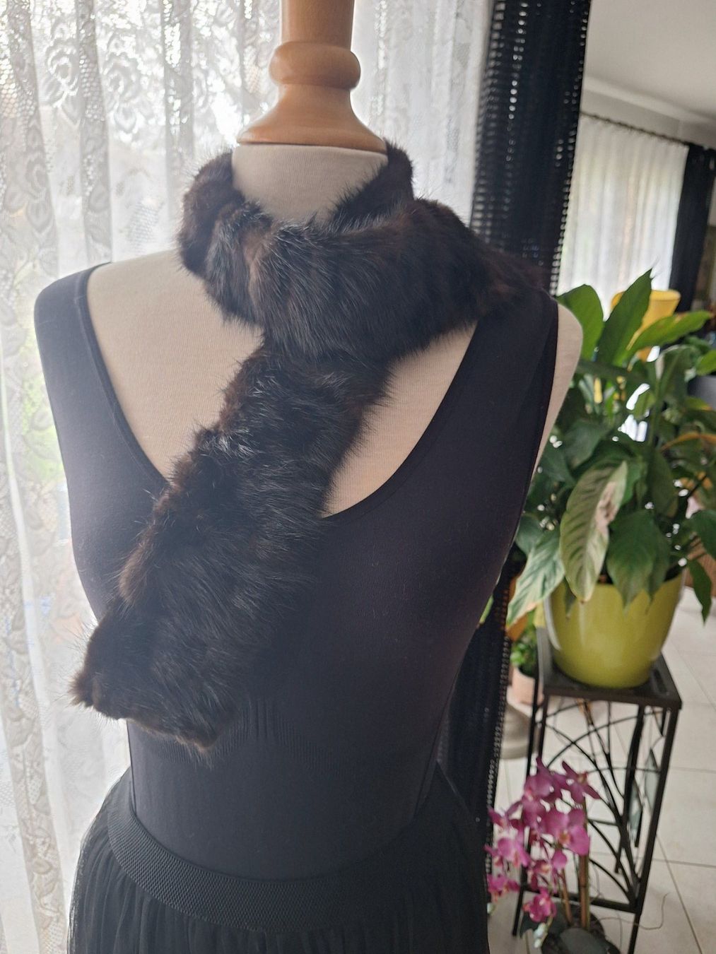 Collier en fourrure véritable vintage : fourrure de lapin marron foncé