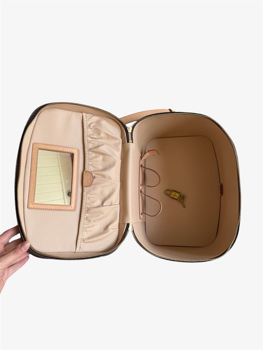 Louis Vuitton Custodie per cosmetici: Louis Vuitton beauty case Nice Vanity – Nuovo (secondo la descrizione) da Versoix venduto da Monjolitresor 6