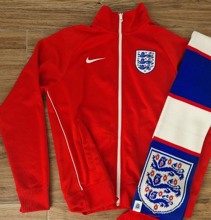 England Trainingsjacke Gr.M mit Schal