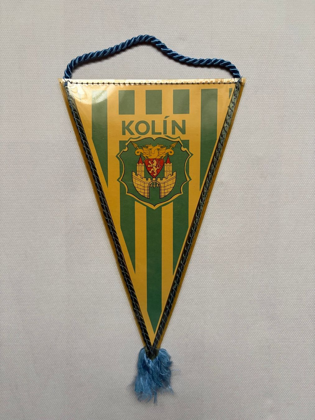 Bandiere: HC Kolin Eishockey Wimpel – Usato da Grüningen venduto da saya14