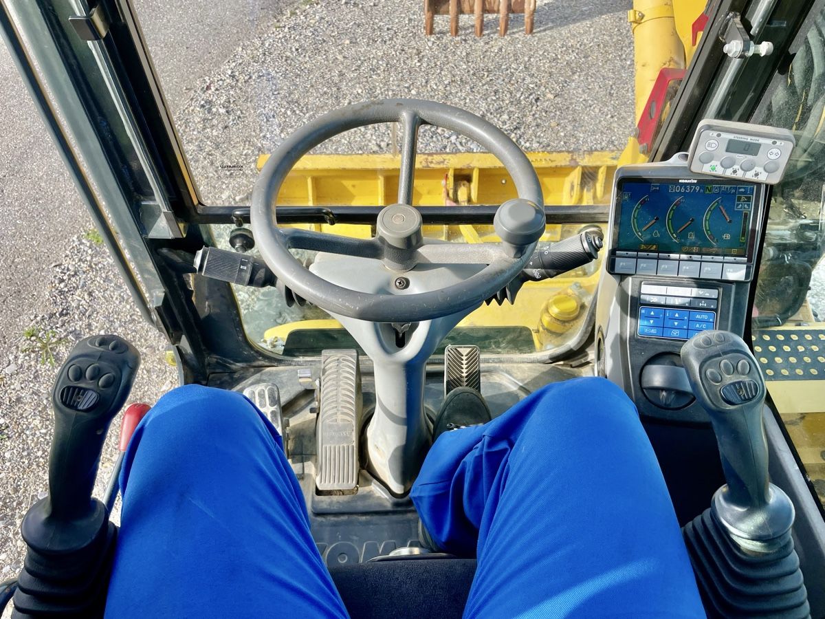 Komatsu Bagger: Komatsu PW98MR-8  – Gebraucht aus Boltigen von chrigel89 5