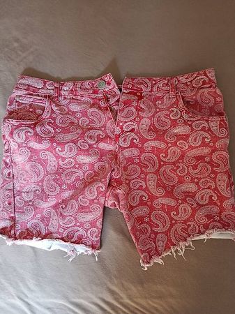 Pantaloncini rossi