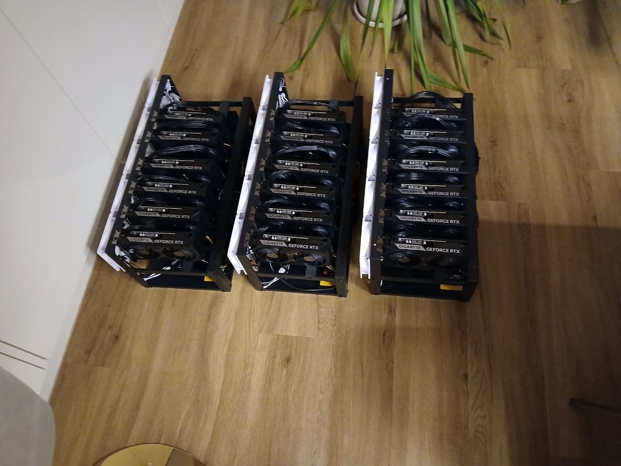 Coin Miner: Nagelneue ungebrauchte GPU - Mining Rig 6x Geforce RTX 5060 – Neu (gemäss Beschreibung) aus Weingarten-Kalth von mar_5xvq 4