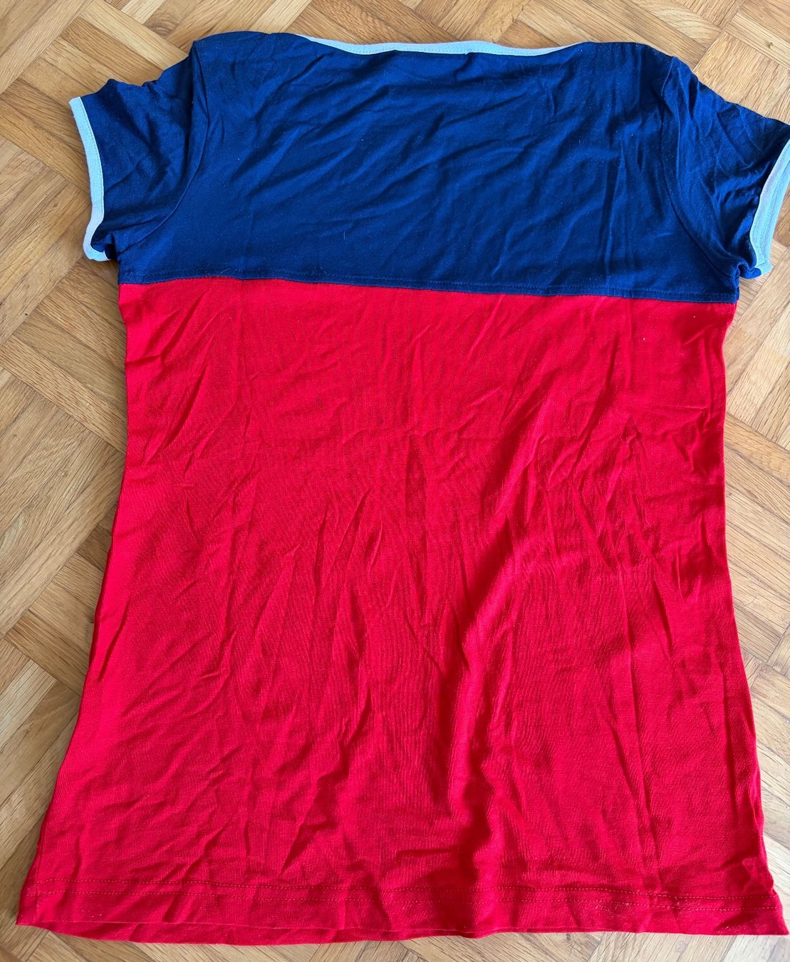 T-shirt: Damen  T-ShIrr, Gr. S – Usato da Adliswil venduto da Myxin