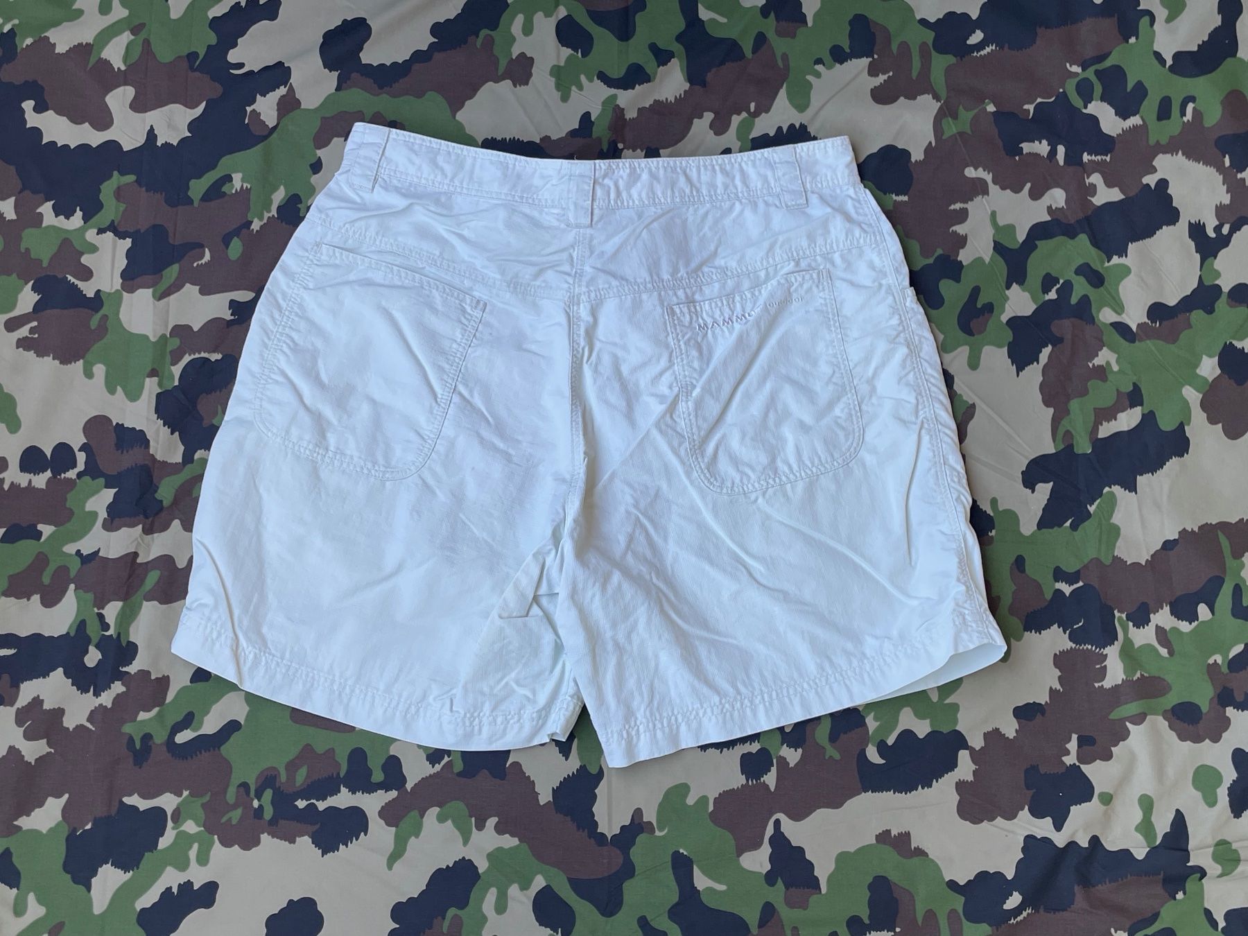 Mammut Pantaloni: Mammut Short ripstop Sz 38 – Usato da Zürich venduto da le_souk 1