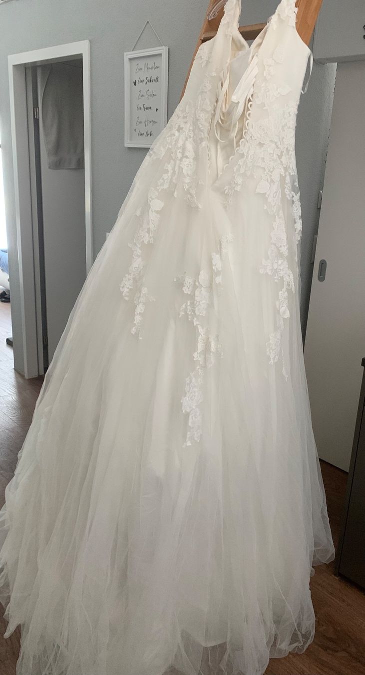 Kleider: Brautkleid / Hochzeitskleid – Neu (gemäss Beschreibung) aus Aarau-Rohr von Chruesimuesi1407 2