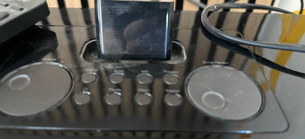 Altri accessori per orologi: Chaîne hi-fi – Usato da Plan-les-Ouates venduto da emma1981 2