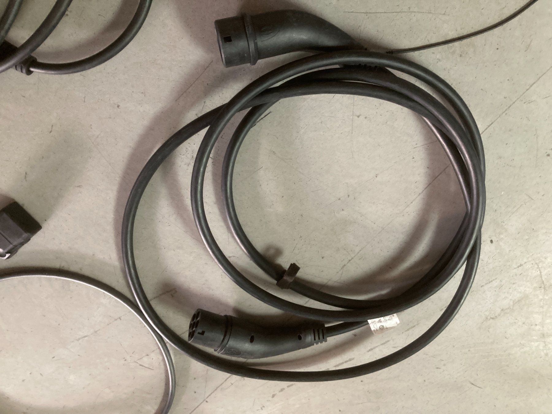 Mennekes Batterie-Ladegeräte: Audi e-tron Ladekabel mit CEE Stecker und Tasche Type 2 – Gebraucht aus Cham von WB2223 3