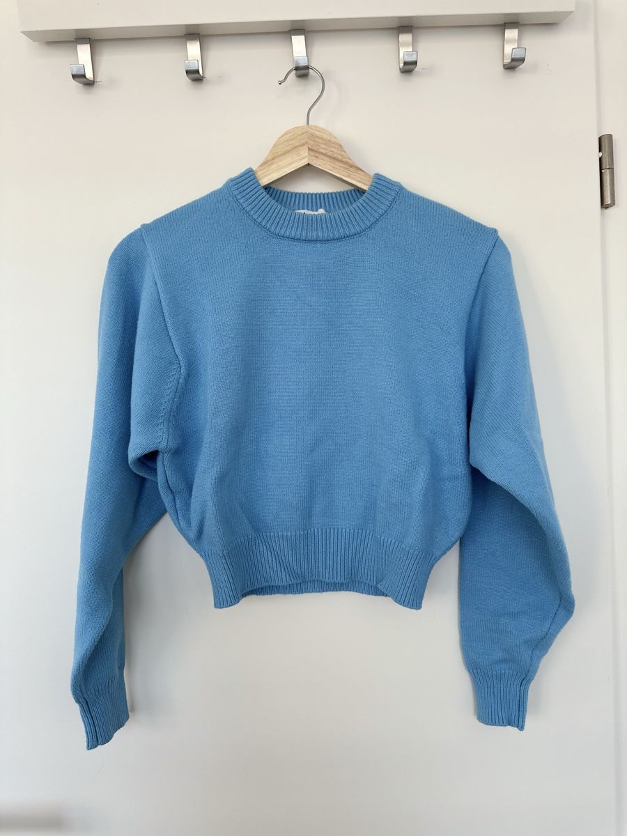 Lots de vêtements: Pulls variés, tailles S et M – D'occasion à Genève par lau_8mrk 2