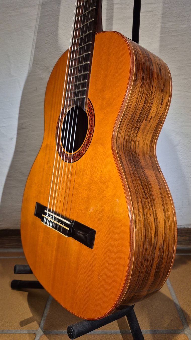Strumenti musicali: Akustik Gitarre Som Douro – Usato da Winterthur venduto da NorrSydGuitars 7