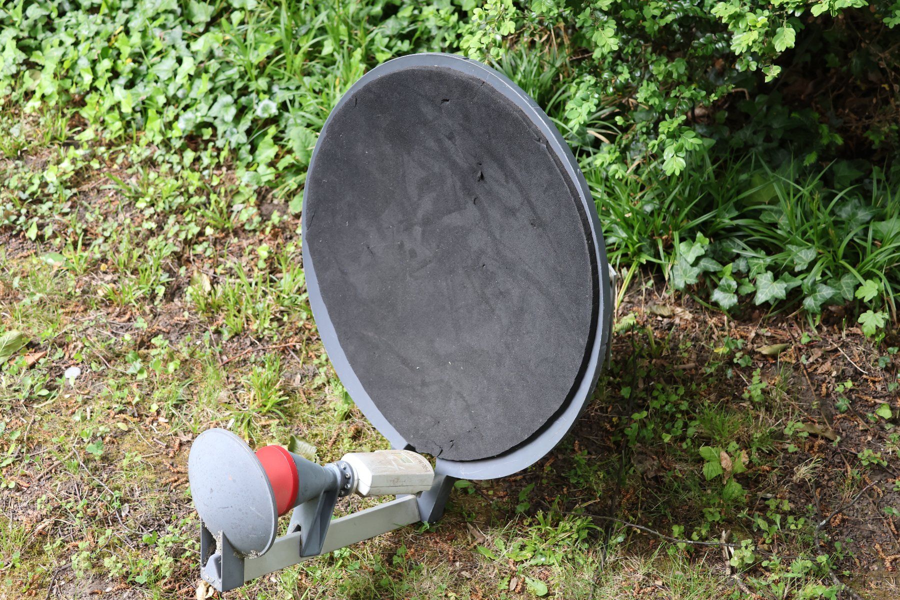 Parabola satellitare: Kreiselmeyer Doppelfocusantenne 55 cm – Usato da Benglen venduto da Disney5