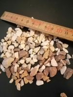 Kieselsteine, total 7 kg à Fr. 2.50 = Fr. 17.50
