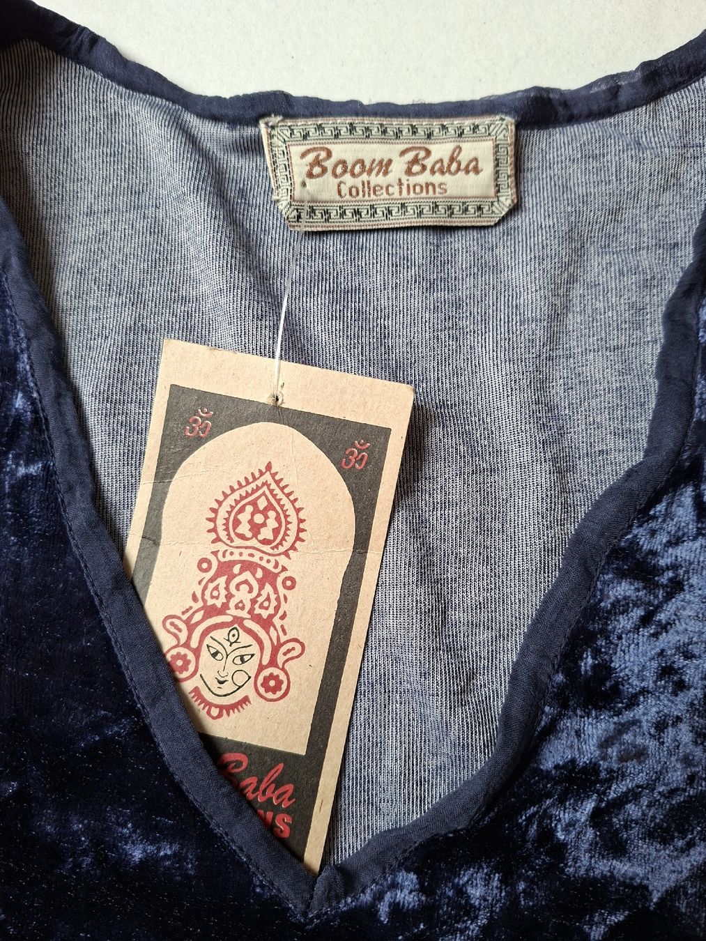 Boom Baba Camicette: Samtbluse, blau-lila, Grösse S/M, neu Boom Baba – Nuovo (secondo la descrizione) da Klingnau venduto da vollmond36 5