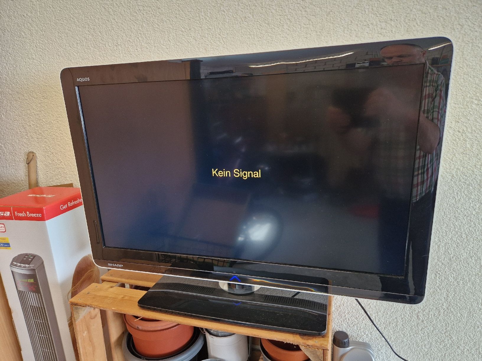 Sharp Appareils TV: SHARP LC-32LE320E – D'occasion à Einsiedeln par Radiofreund