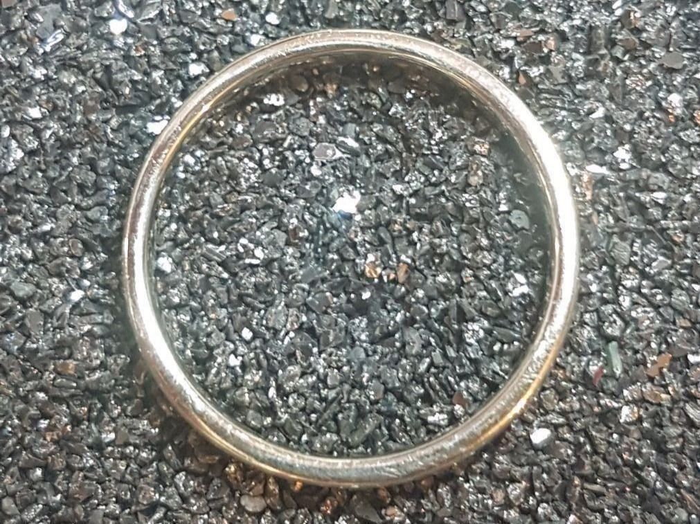 Anelli: Edler Goldring aus 18 Karat – Nuovo (secondo la descrizione) da Unterägeri venduto da Altgoldschmuck 4