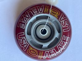 Inlineskate Rolle mit Licht, ABLAZE USA, 64mm,  82A, neu