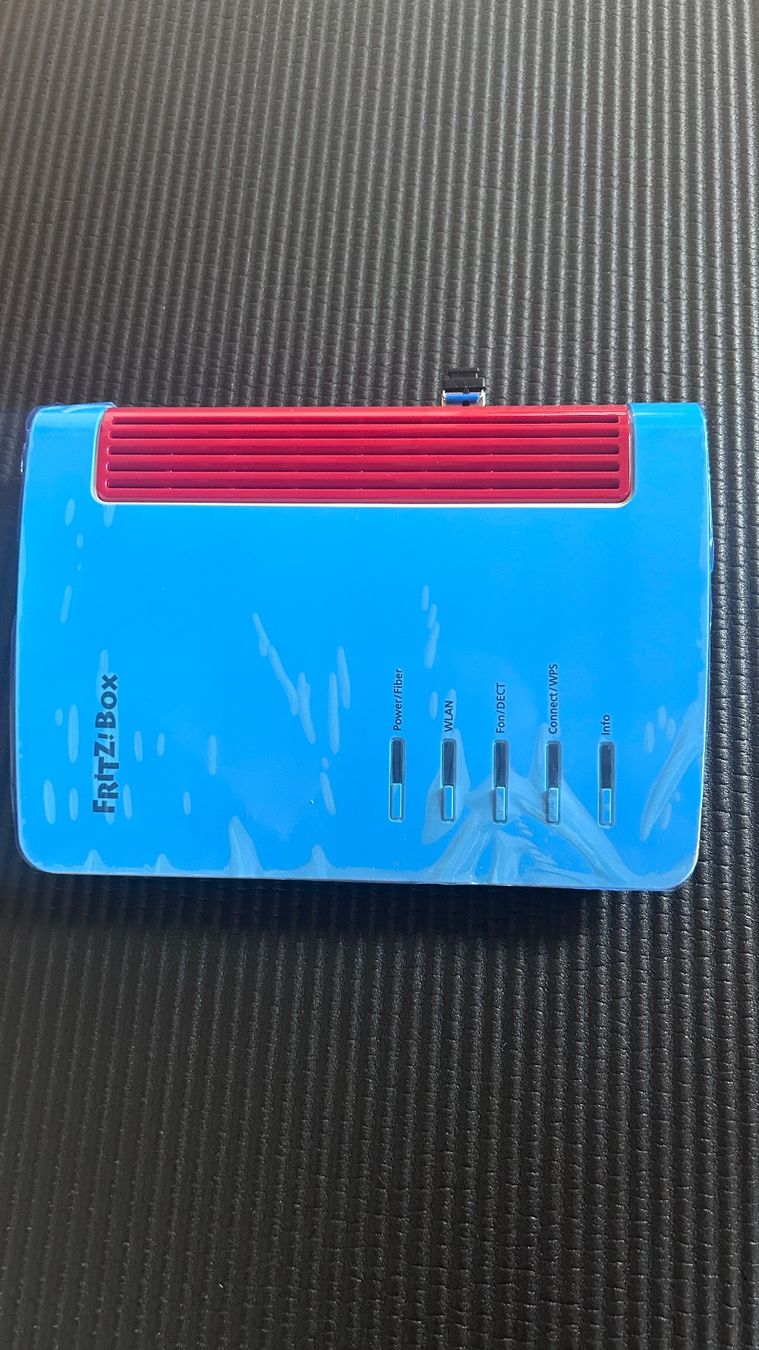 Fritz Modems & Router: Fritz!Box Glasfaser Router 5530 – Gebraucht aus Gipf-Oberfrick von Asterix