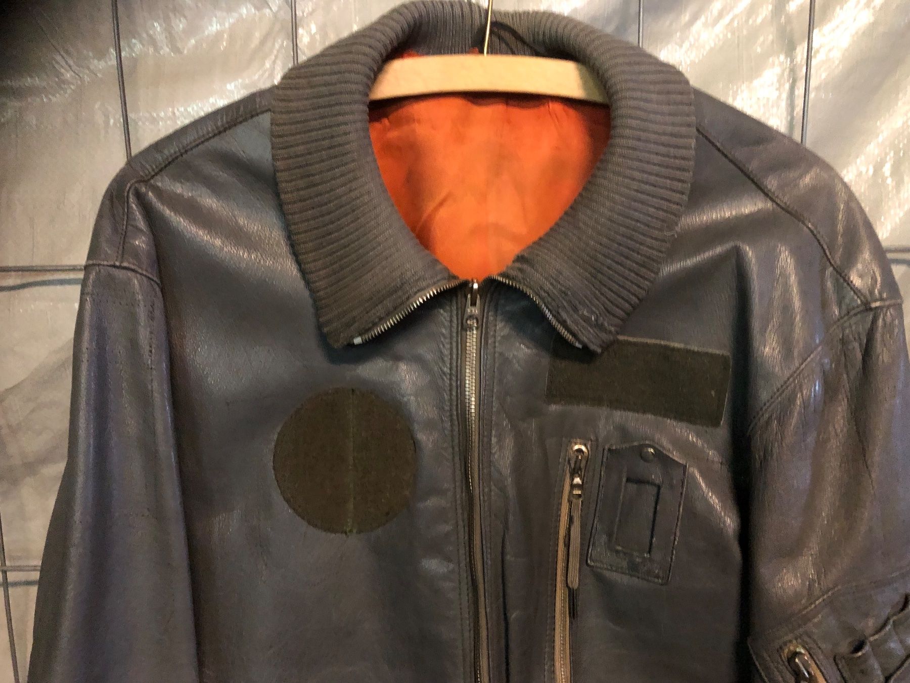 Schweizer Armee Uniformen: Schweizer Luftwaffe Pilotenjacke Militär Pilot Armee Jacke – Gebraucht aus Madiswil von TEMISO 1