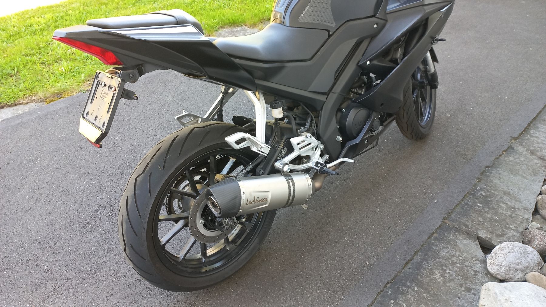 Yamaha Strada: Yamaha YZF 125-A – Usato da Sarnen venduto da elmac 1