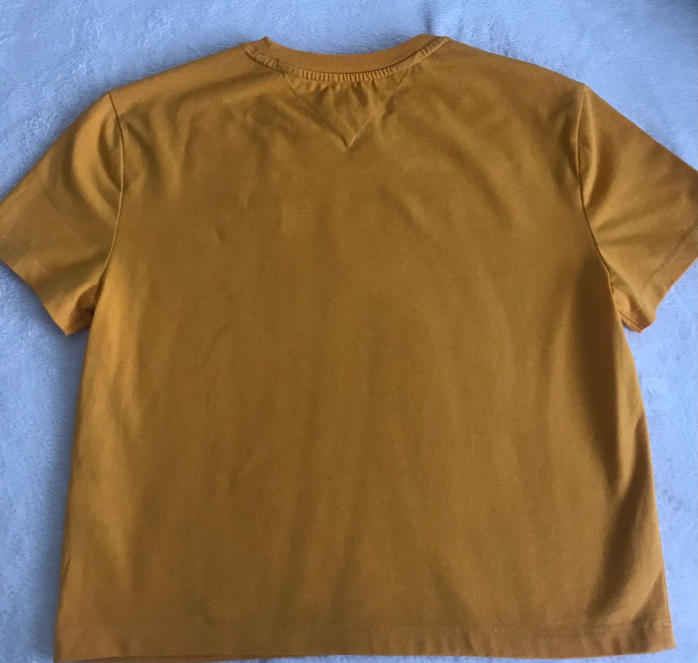 Tommy Hilfiger T-shirt: Tommy Hilfiger T-Shirt Grösse S – Nuovo (secondo la descrizione) da Au/ZH venduto da markthallerapperswil 1
