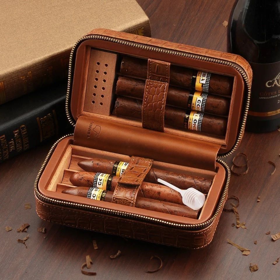 Humidor per sigari: Zigarren Reise Humidor – Nuovo e nell'imballaggio originale da Flawil venduto da swisstrendshop 2