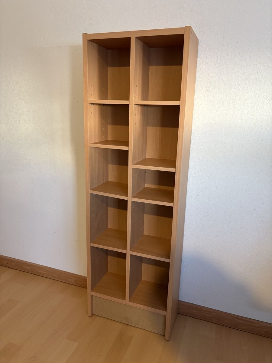 Scaffali: CD/DVD Regal mit Holzoptik – Usato da Schlossrued venduto da mon_p9l5