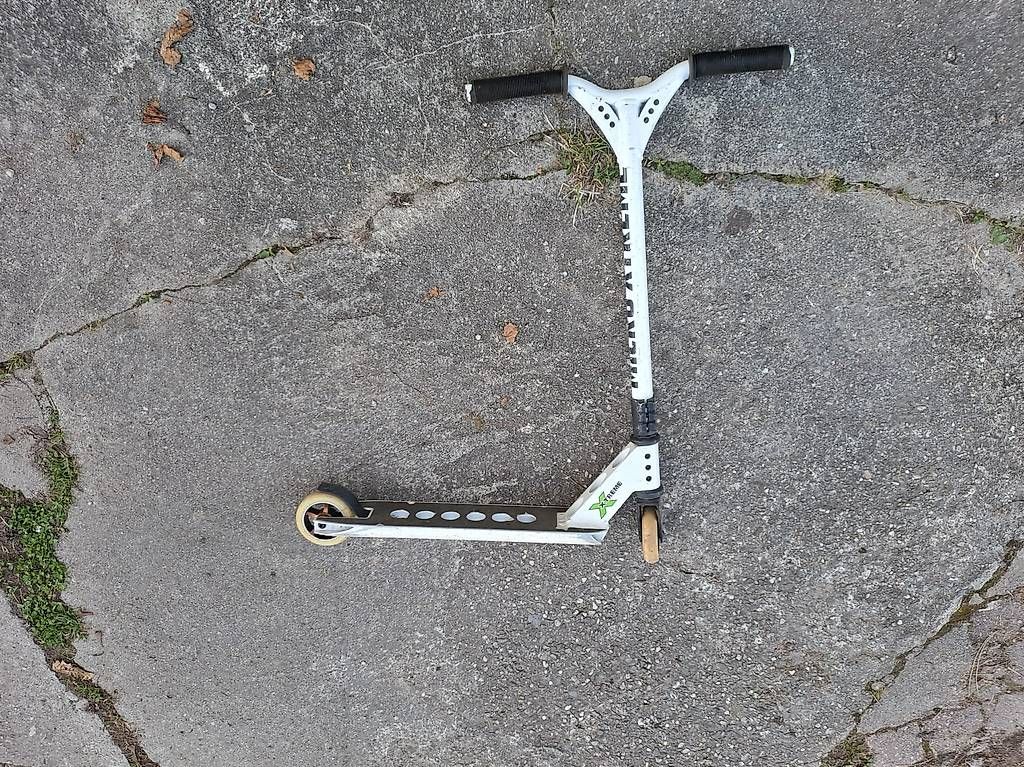Kickboard: Trottinette Freestyle Micro Xtreme - À réviser – Usato da Yens venduto da PyroYens