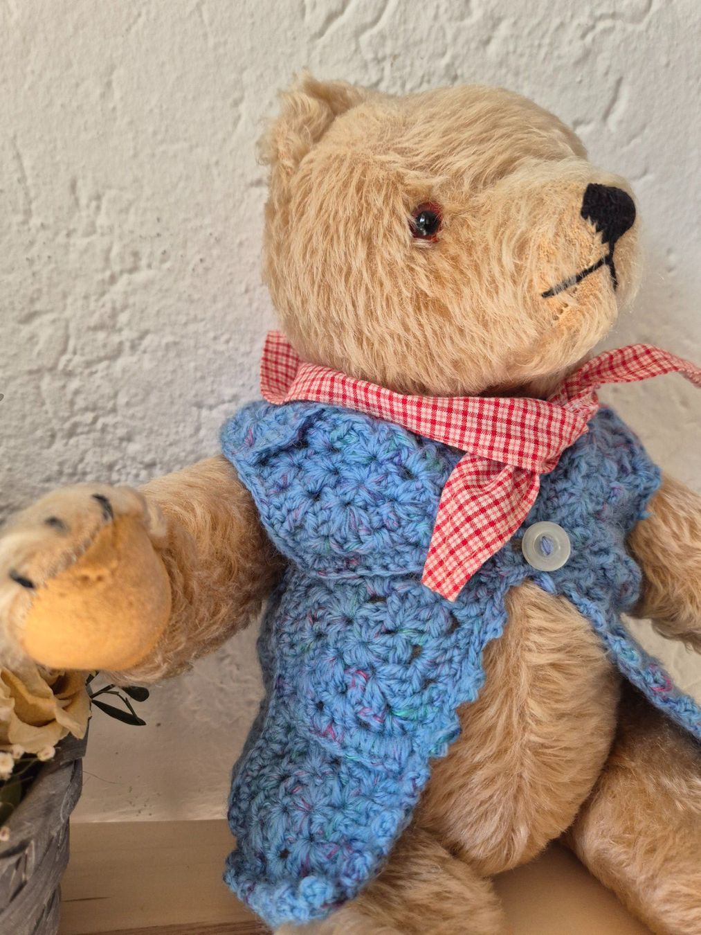 Giocattoli: Süsser Vintage Teddybär mit Weste & Halstuch – Usato da Bern venduto da aronari 4