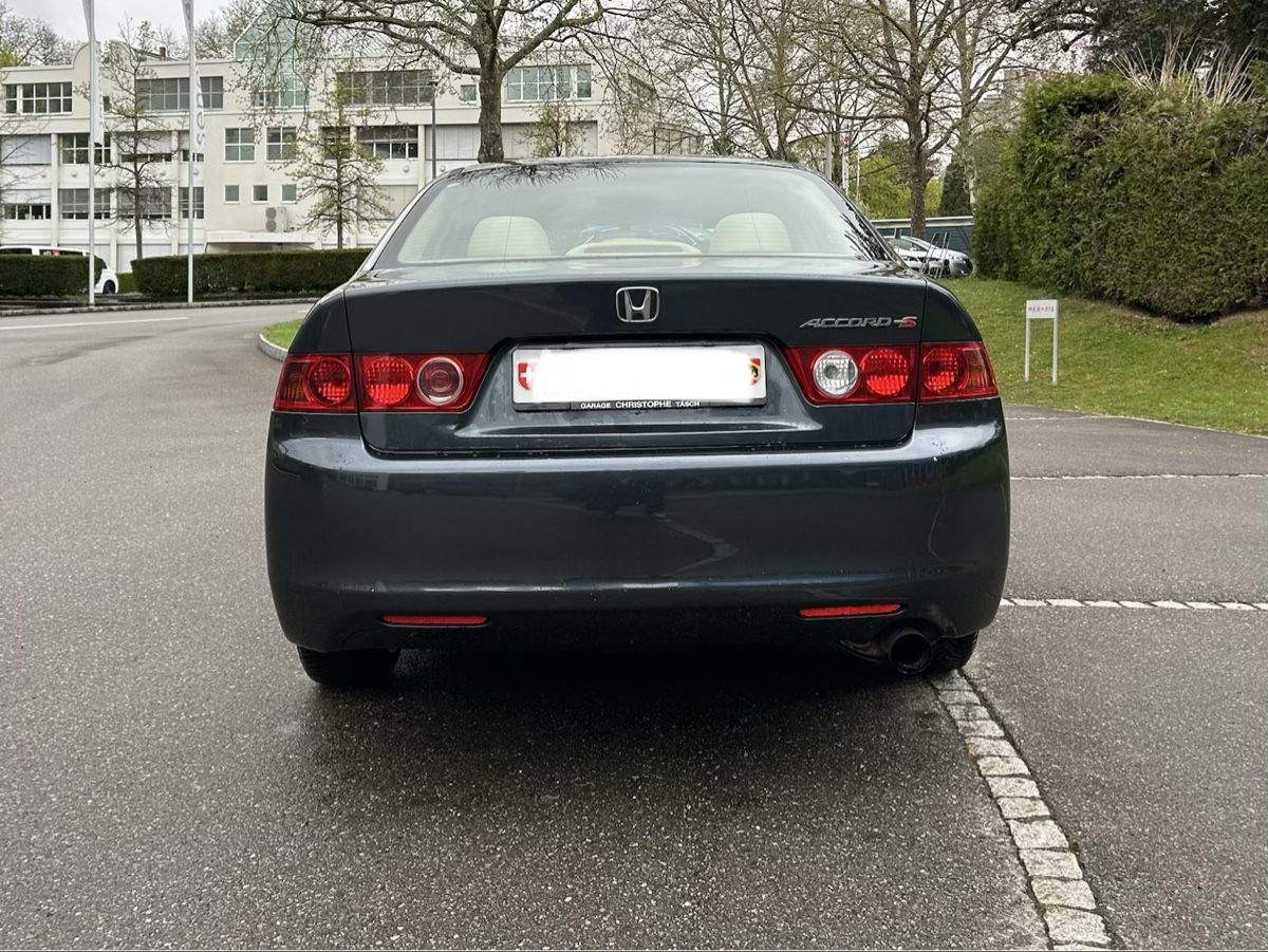 Honda Automobili: Honda Accord 332.000Km – Usato da Bern venduto da dom_j8qt 1