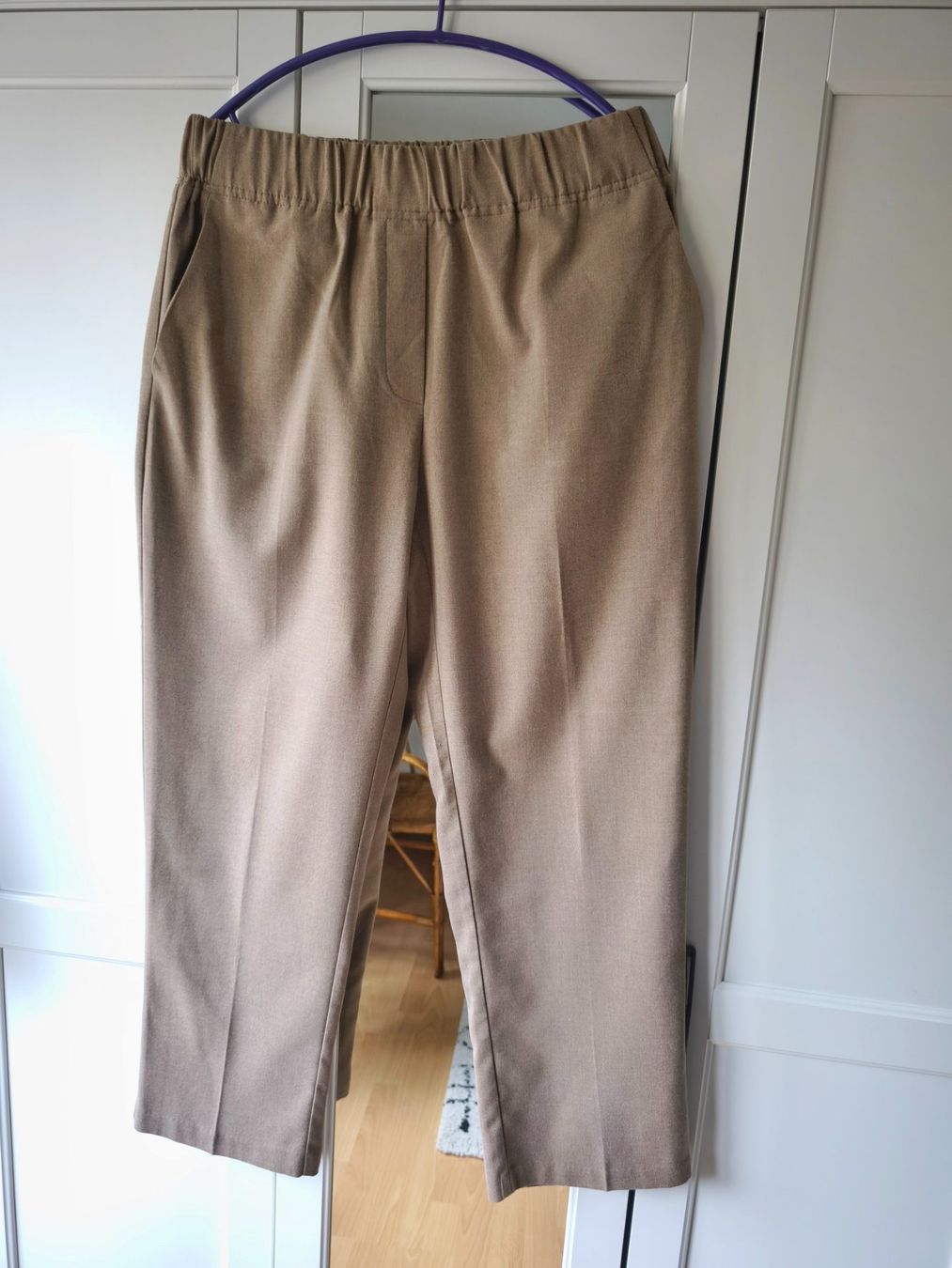Pantaloni: Trousers with elasticated waist – Usato da Zürich venduto da nir_n9jc 1
