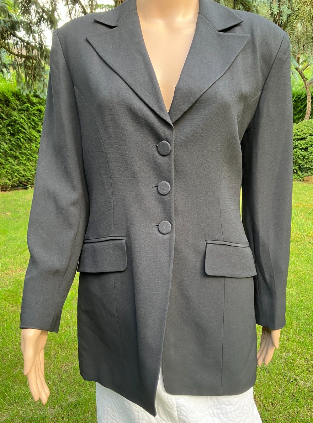 Giacche: Veste Blazer noire élégante, vintage, Taille 40 – Nuovo (secondo la descrizione) da Chêne-Bougeries venduto da Vintage-Era 1