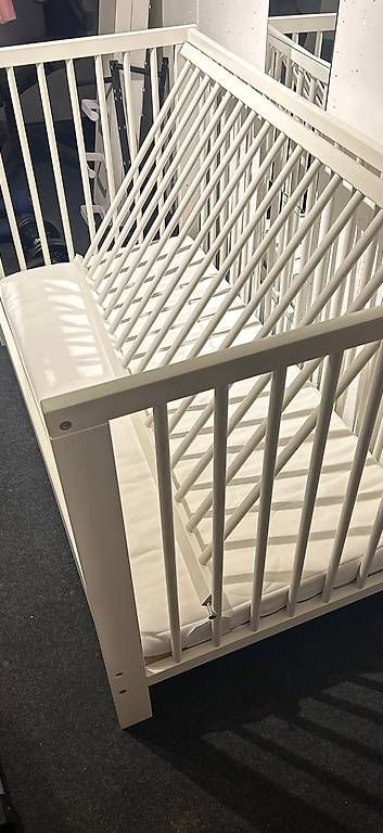Letti: Babybett ikea – Usato da Gisikon venduto da Zurkirchen