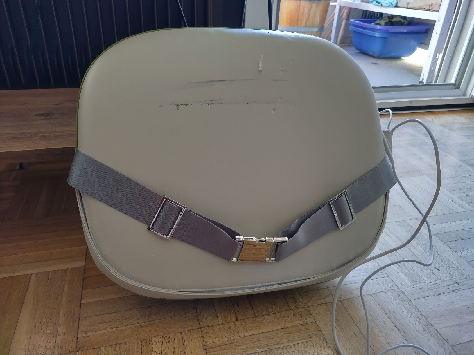 Dispositivi per massaggi: Coussin de massage chauffant Nature & Découverte – Usato da Mühleberg venduto da Eliboub 5