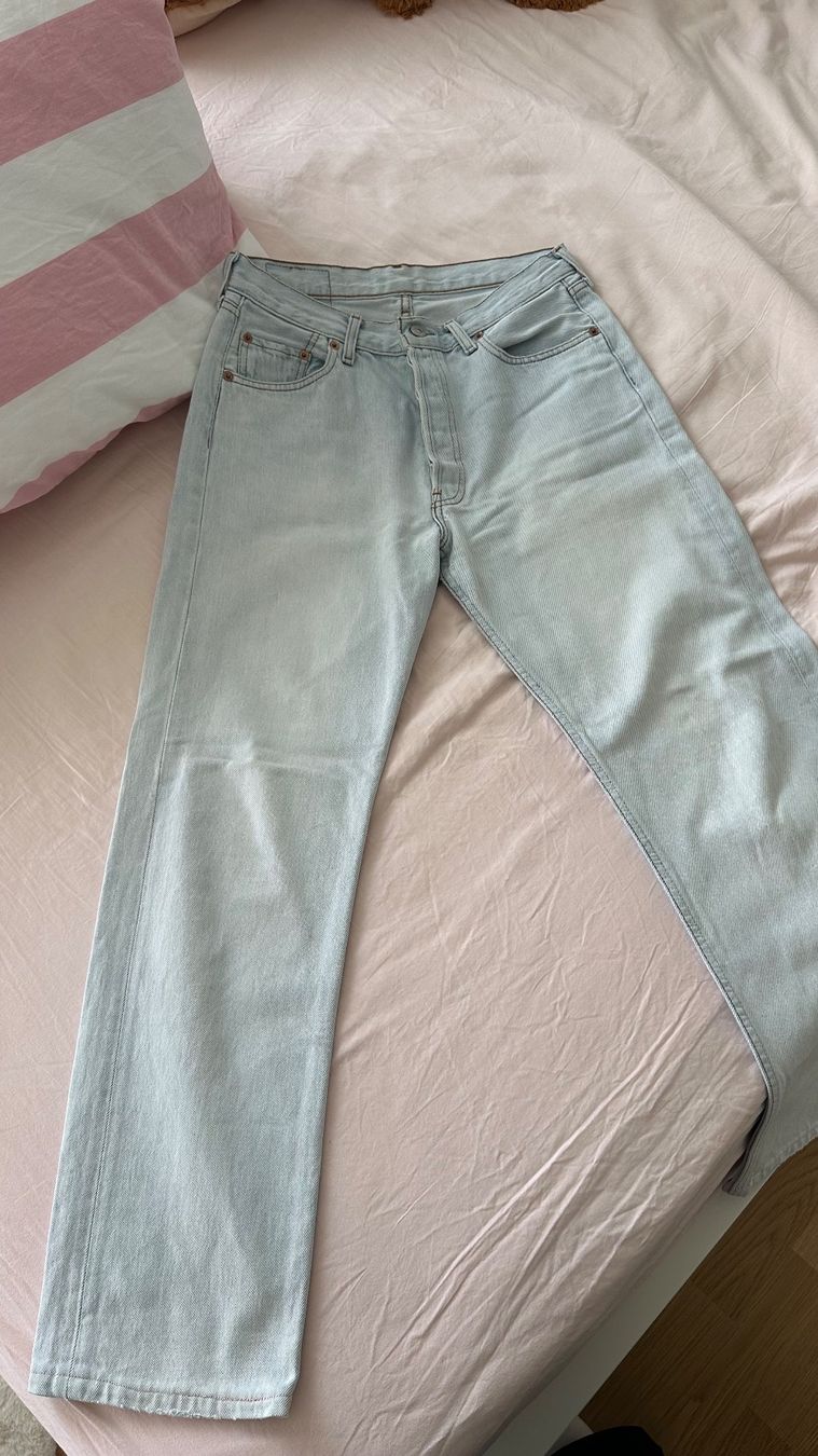 Levi's Jeans: Levis Jeans 501 – D'occasion à Basel par jane_2h95 1