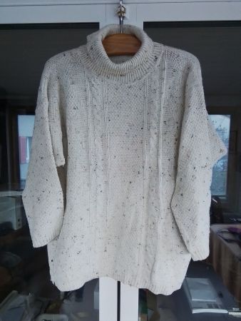 Schöner Pullover Gr.L warm & kuschelig Selbstgestrickt?