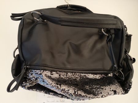 Schwarze Handtasche / Umhängetasche mit Pailletten - Neuwert