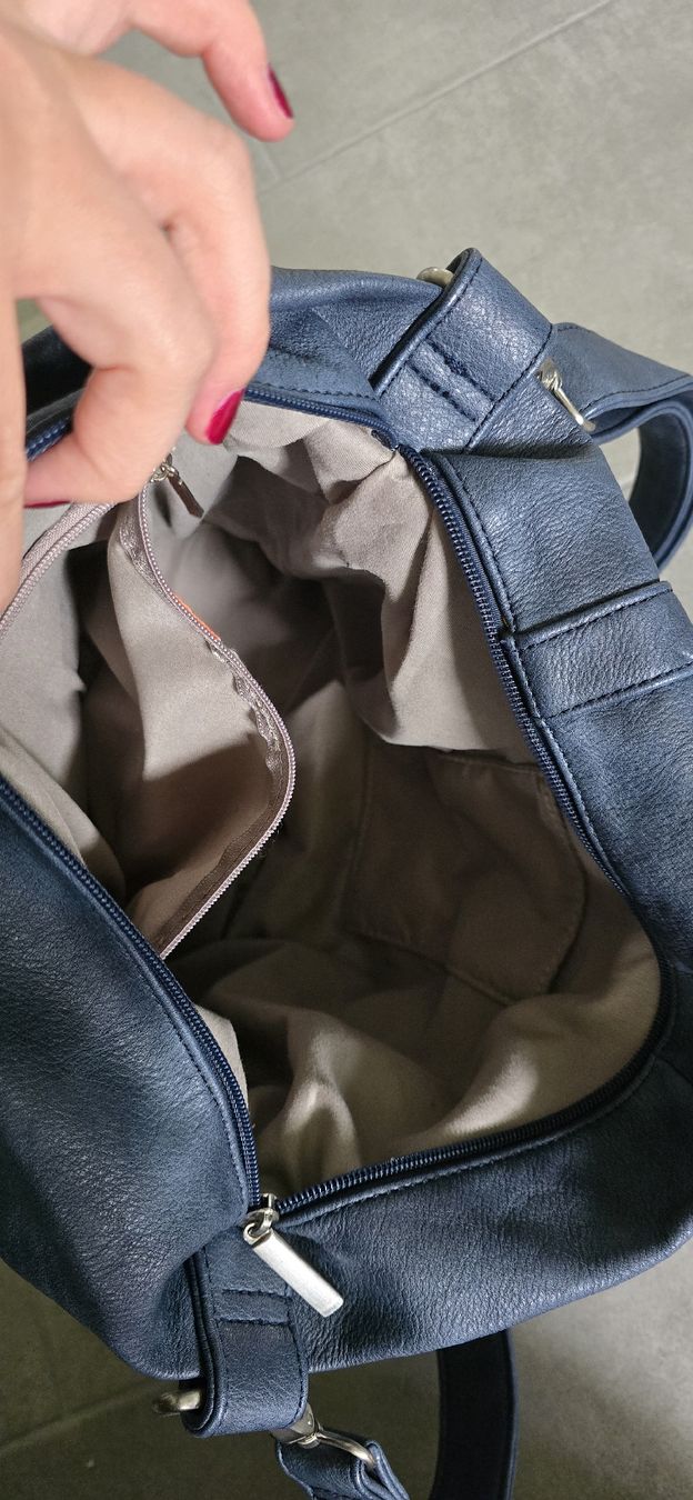 Borse da donna: ZWEI Ledertasche dunkelblau neuwertig Damen – Nuovo (secondo la descrizione) da Rheinau venduto da inStyleSg 3