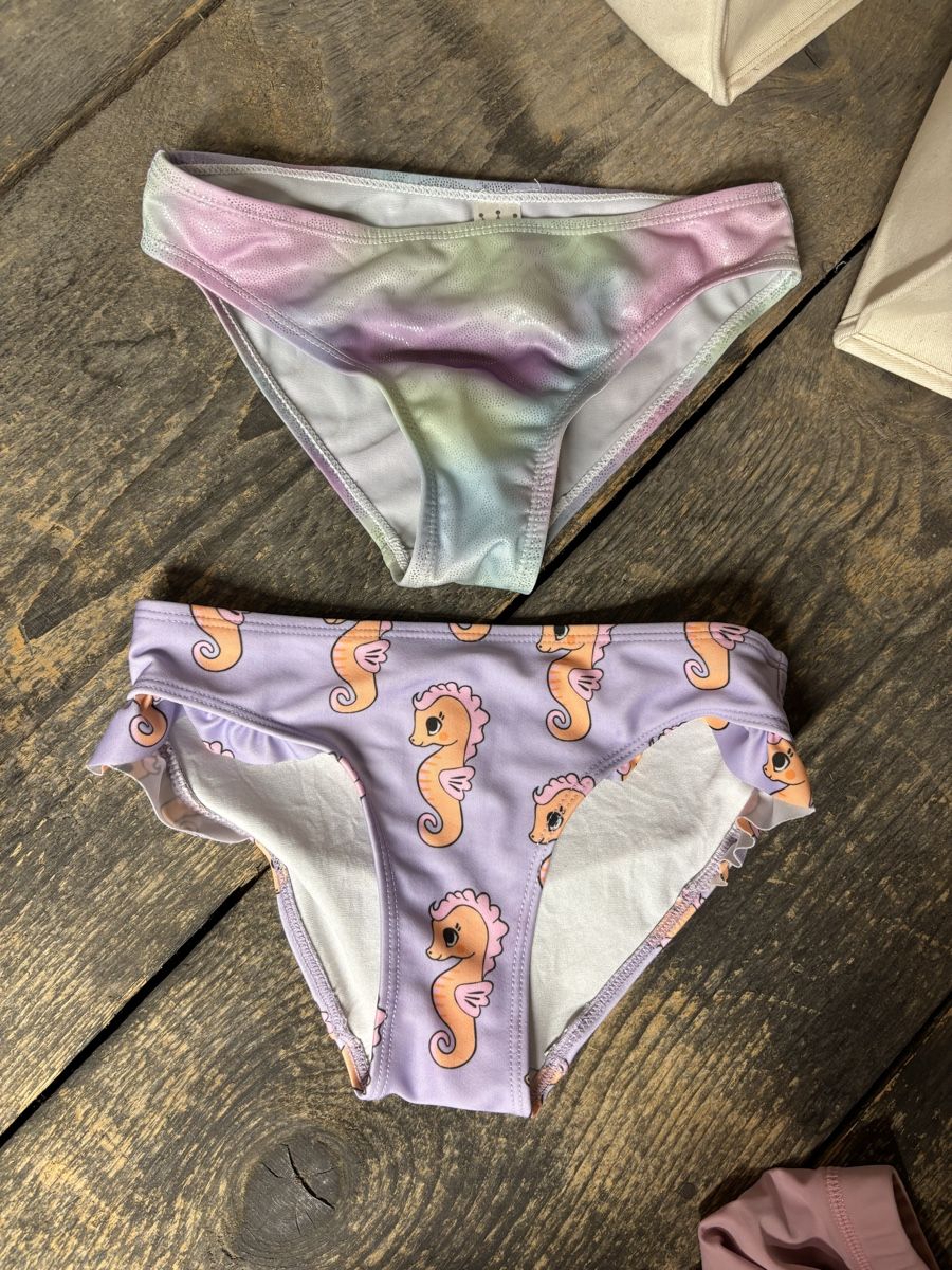 H&M Costumi da bagno & Bikini: Badehosen Mädchen – Usato da Netstal venduto da ali_x5fx