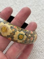 Vintage Armreif mit floraler Bemalung