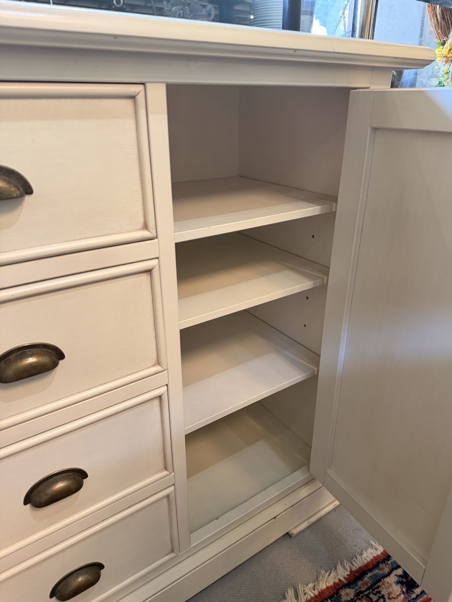 Credenze: petit buffet moderne bon état  – Usato da St-Maurice venduto da antikdestok 3