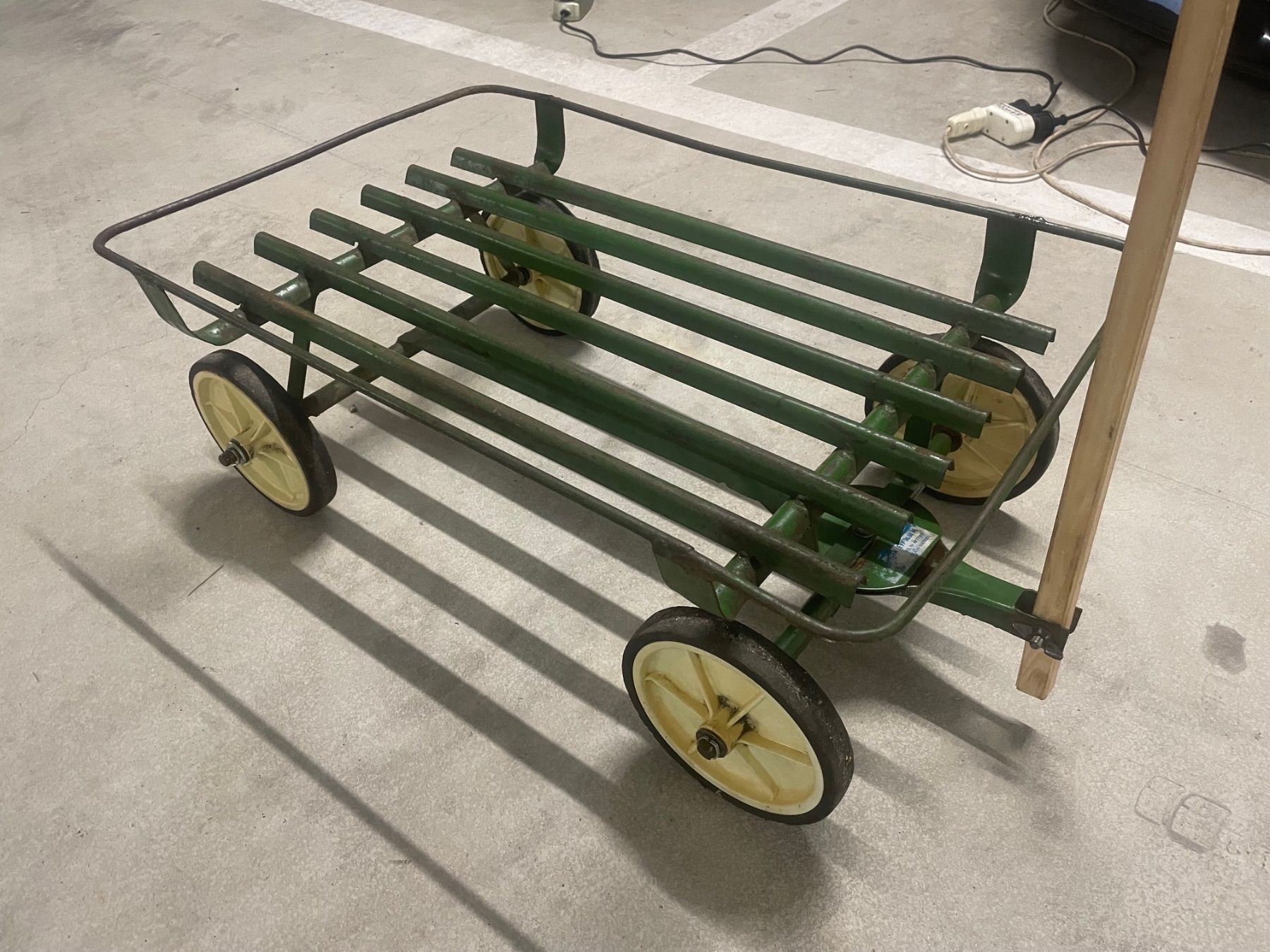 Schubkarren: Handwagen, stabiler Handwagen von ca. 1960 – Gebraucht aus Menziken von  1