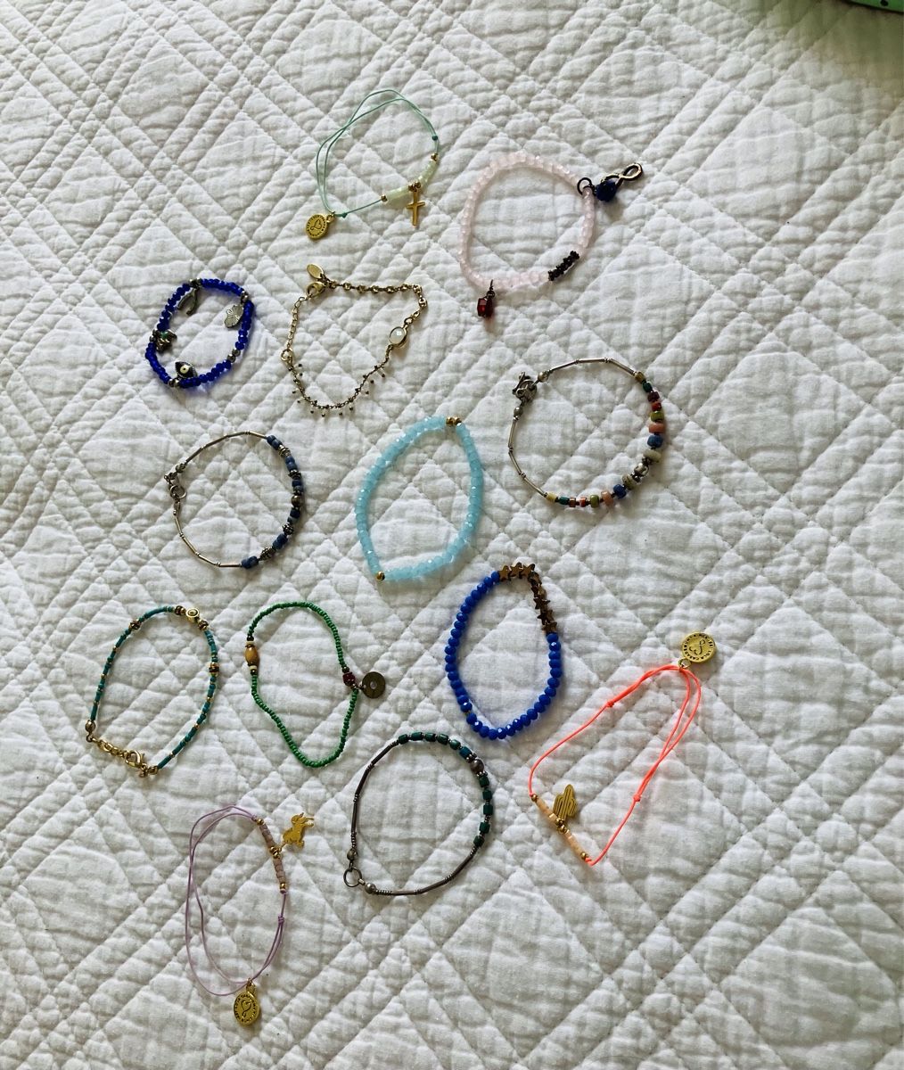 Armbänder & -reifen: Bracelets fantaisie – Gebraucht aus Clarens von Piluka
