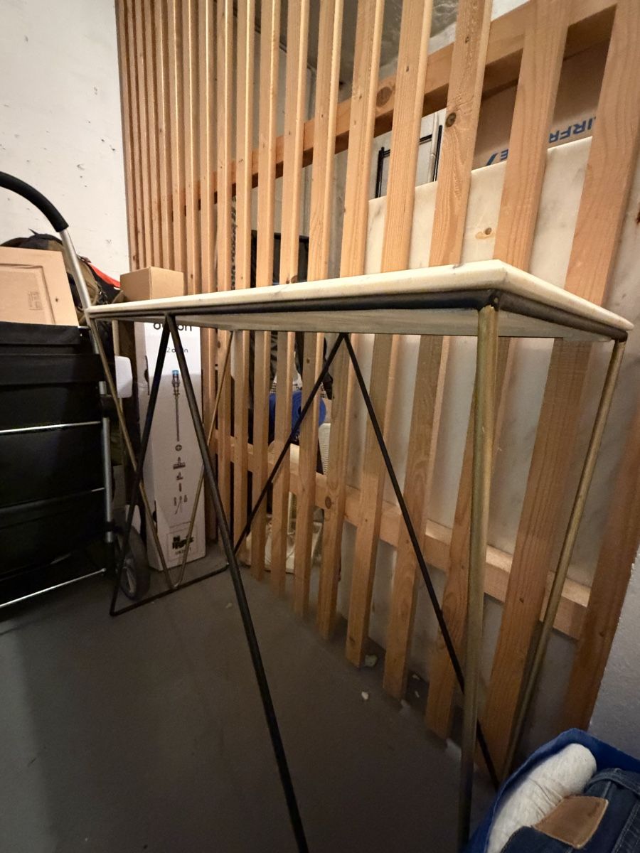 Tavoli: Marble Top Console Table - Chic Entryway or Accent! – Usato da Zürich venduto da burbujita257 2
