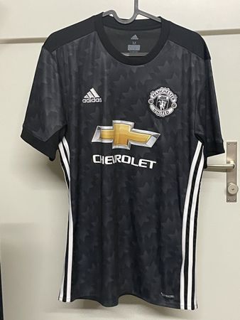 Fussballtrikot Manchester United Adidas Grösse M neuwertig