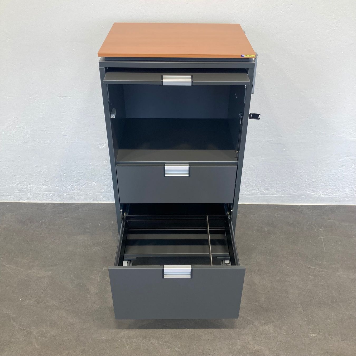 Banconi: Steelcase Moby Roll-Caddy - Anthrazit-Buche - mit – Usato da Schönenwerd venduto da mcofficeshop 1