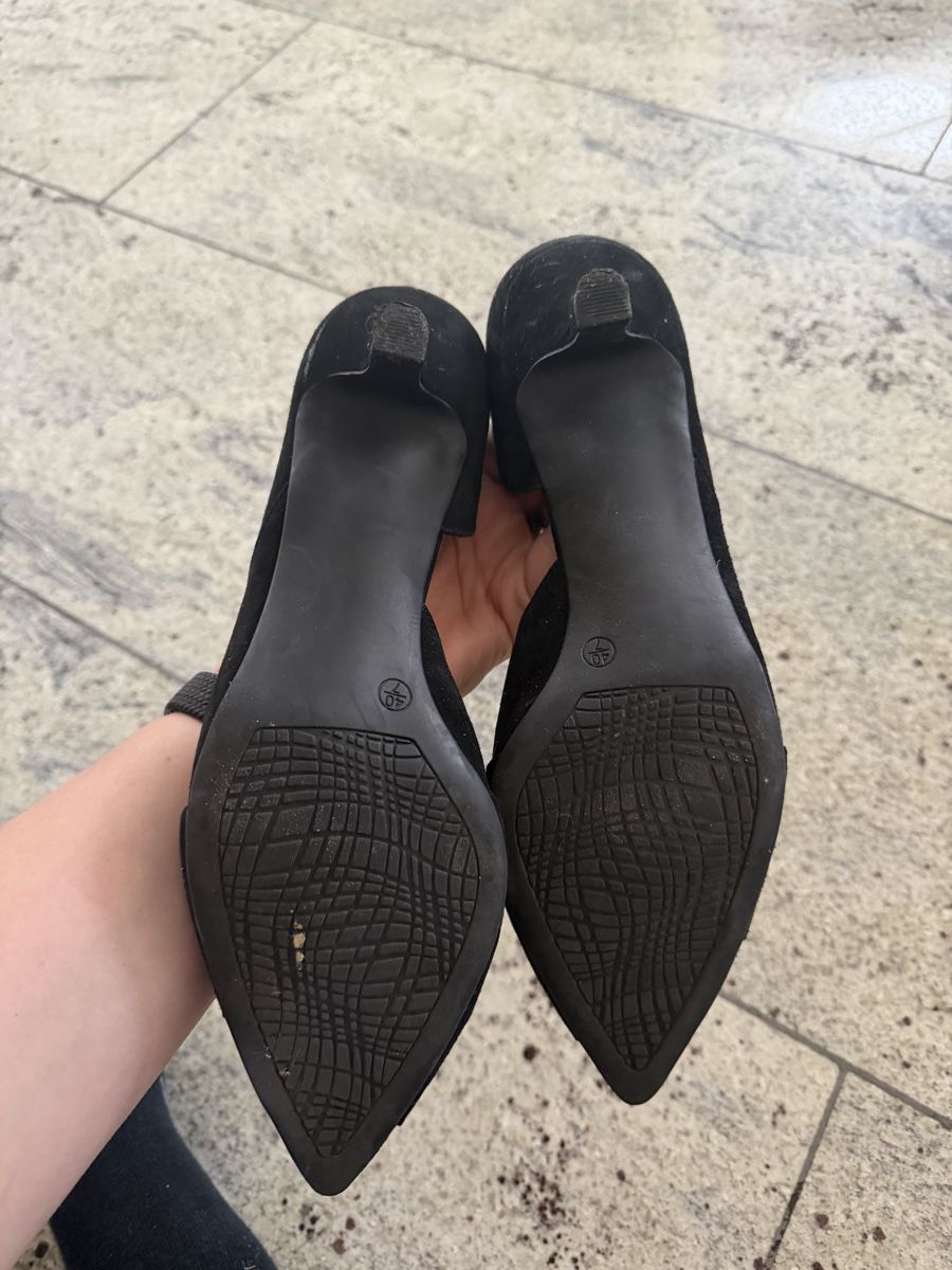 Scarpe da donna: Pumps Schwarz, Grösse 40 – Usato da Niederglatt ZH venduto da sim_gj7s 3