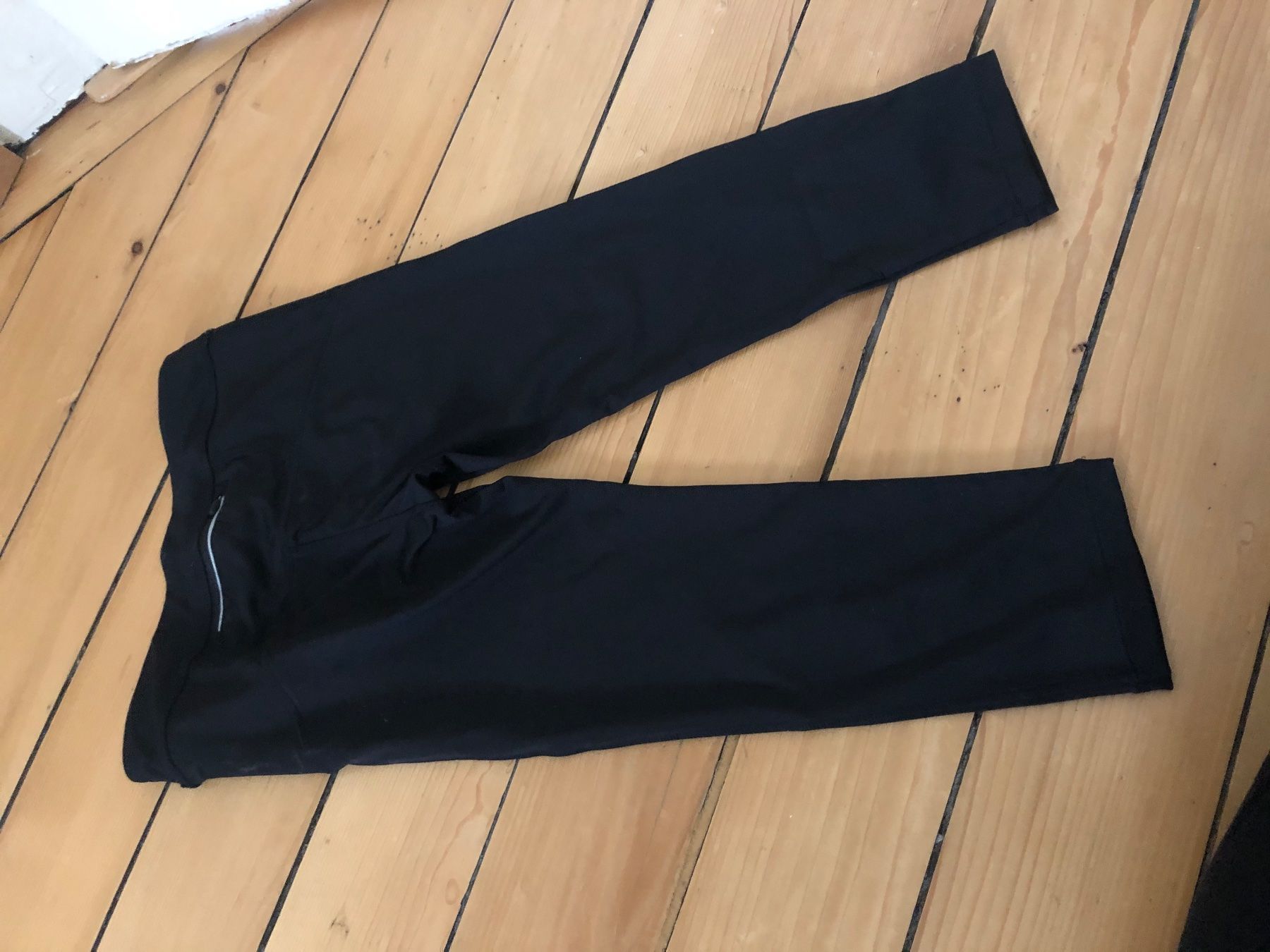 Leggings: Leggins – Usato da Zürich venduto da Chanelle07 2