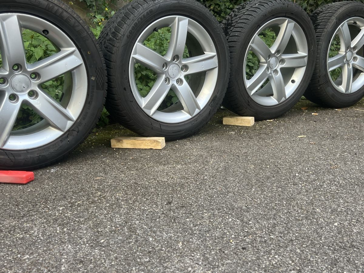 Audi Felgen: Original Audi a4 Alufelgen mit Winterreifen - Top Zustand – Gebraucht aus Bern von zie_8xrw 4