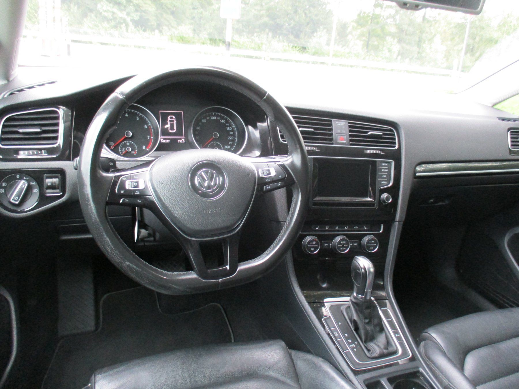 VW Automobili: VW Golf 7 DSG frisch ab MFK – Usato da Riedholz venduto da Riedholz-Garage 7