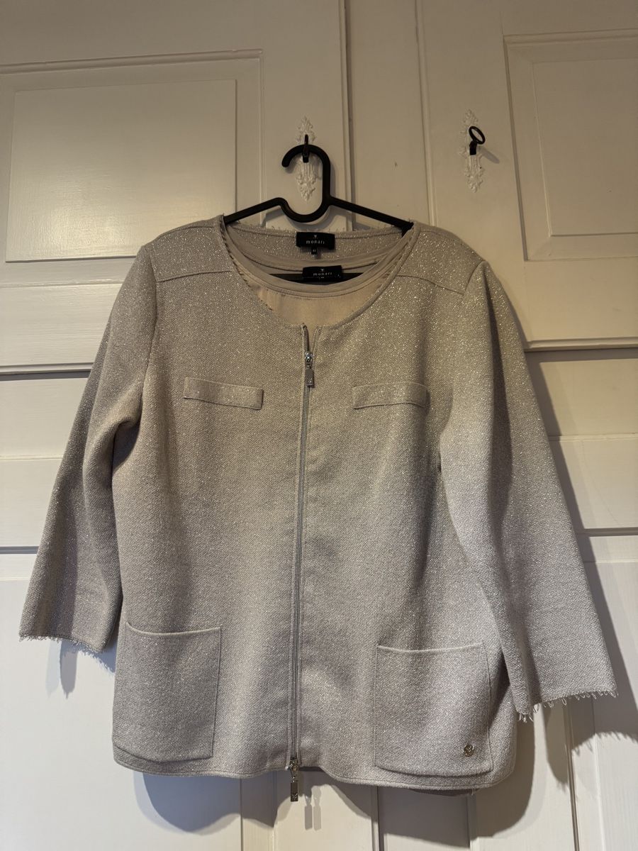 Monari Vestes: Set monari, Jacke&Shirt – D'occasion à St. Gallen par Cagliari2015